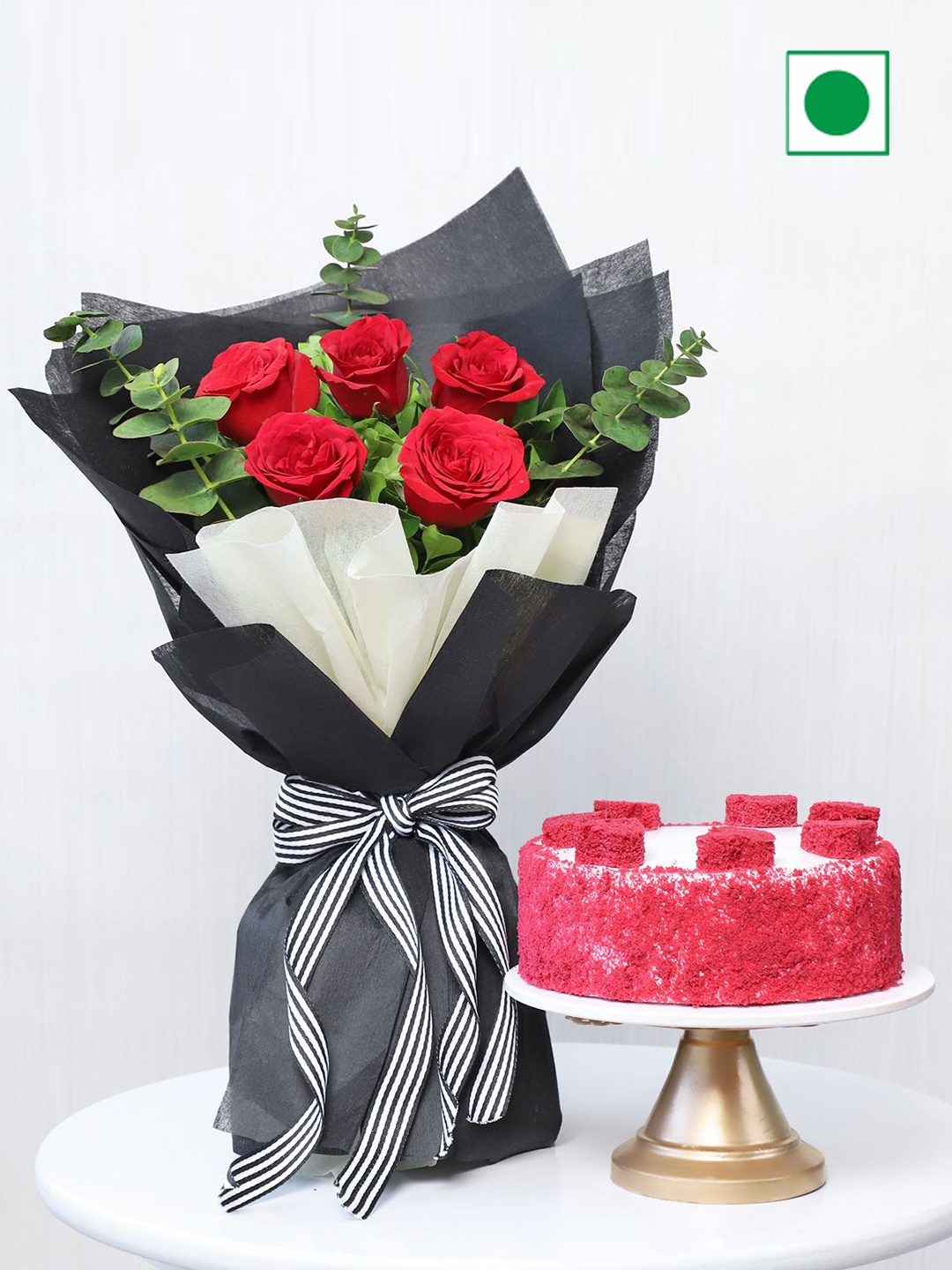 

IGP Red Velvet Flavor Eggless Round Cake-500g