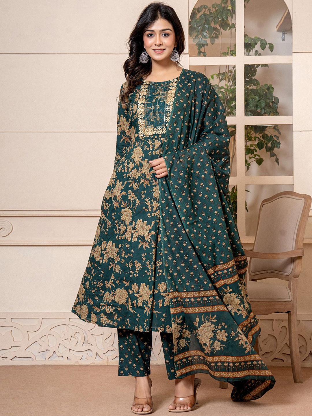 

Yufta Floral Printed Sequinned Pure Cotton Anarkali Kurta with Trousers & Dupatta, Green