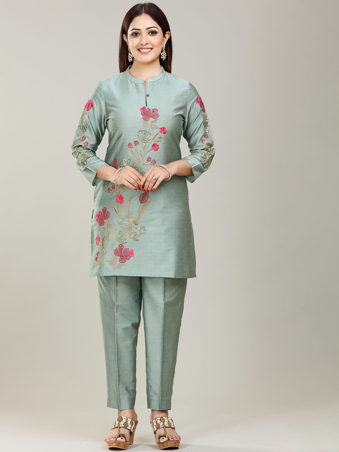 

COTTON CULTURE Embroidered Cotton Silk Tunic With Trousers, Green