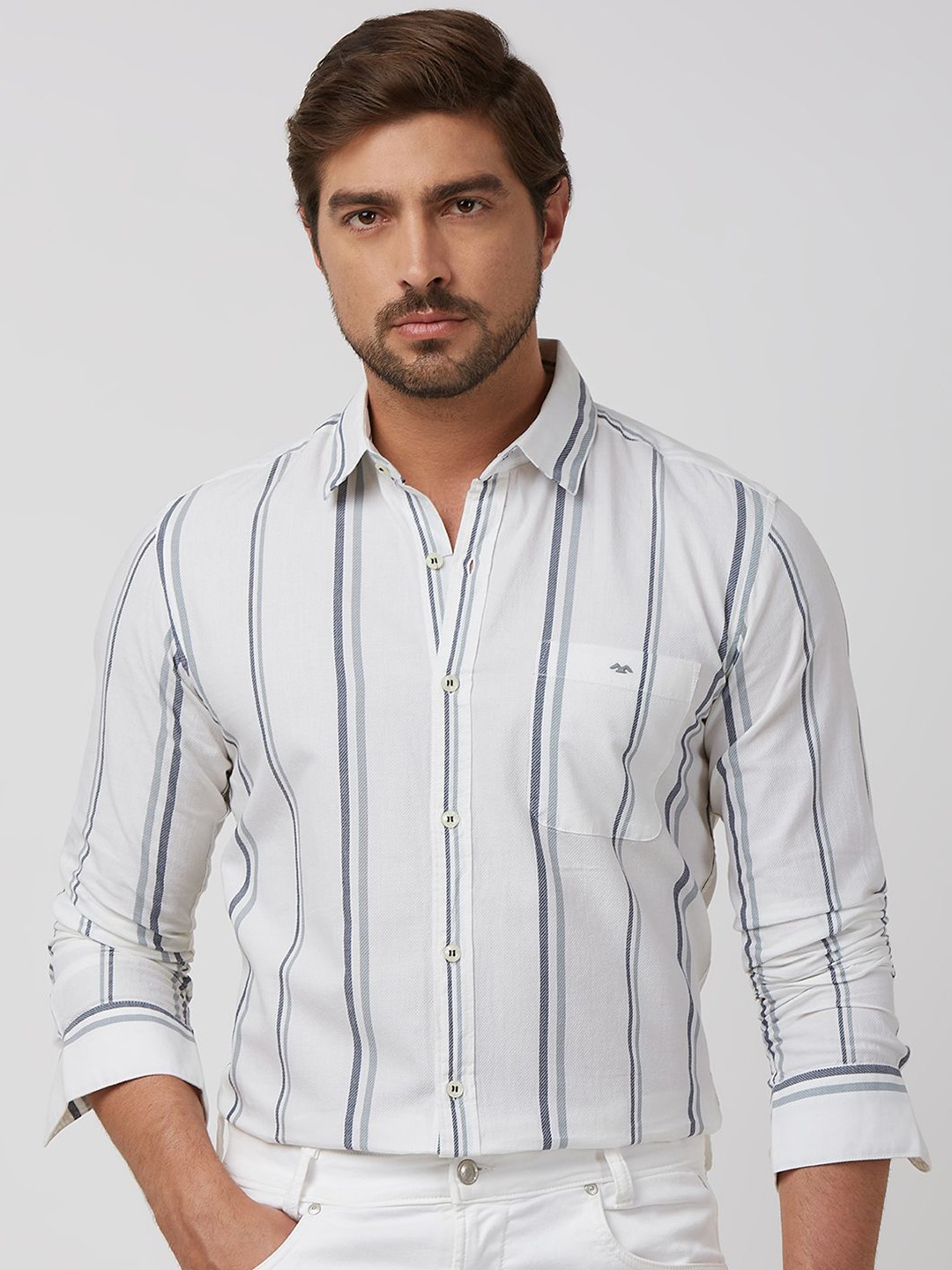 

Mufti Men Spread Collar Striped Cotton Slim Fit Casual Shirt, White