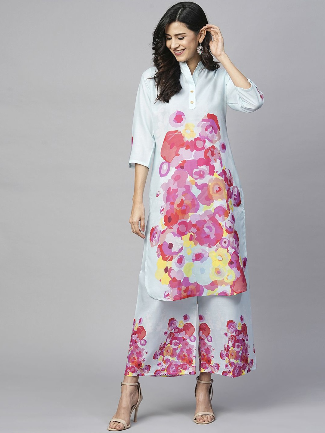 

Kiana Floral Printed Mandarin Collar Straight Kurta with Palazzos, Turquoise blue
