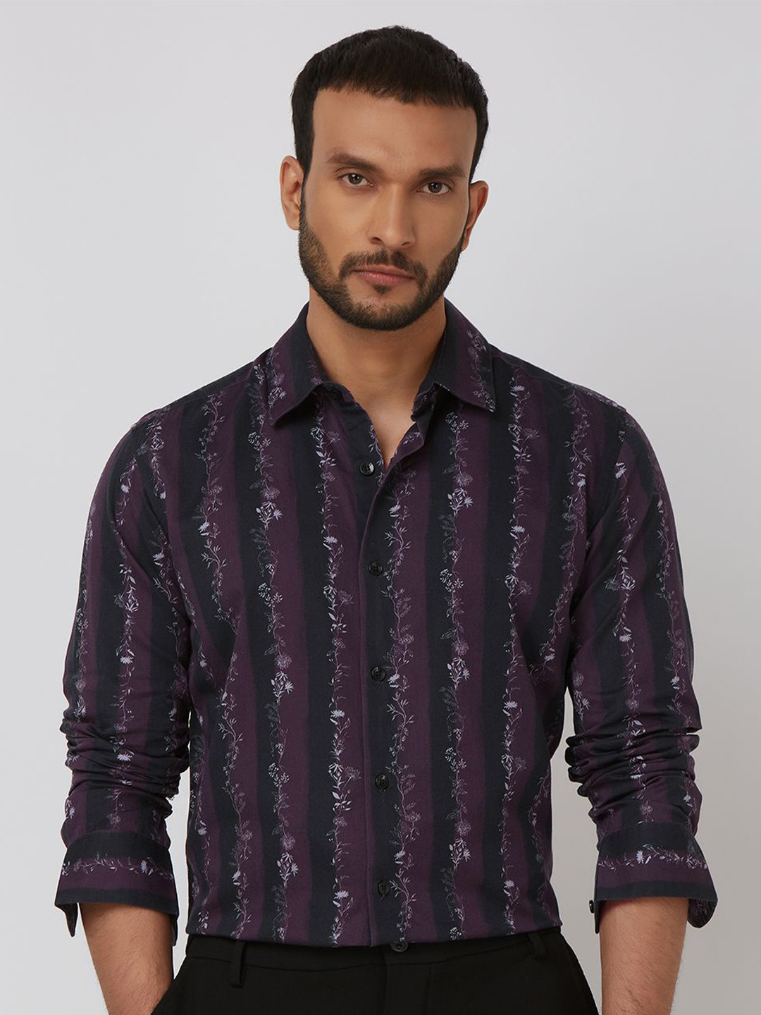 

Mufti Men Spread Collar Cotton Slim Fit Casual Shirt, Purple