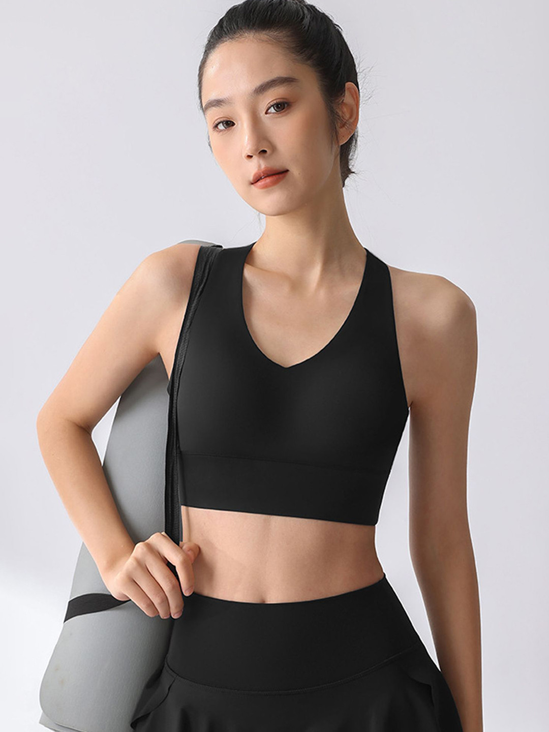 

LULU & SKY Crop Top, Black