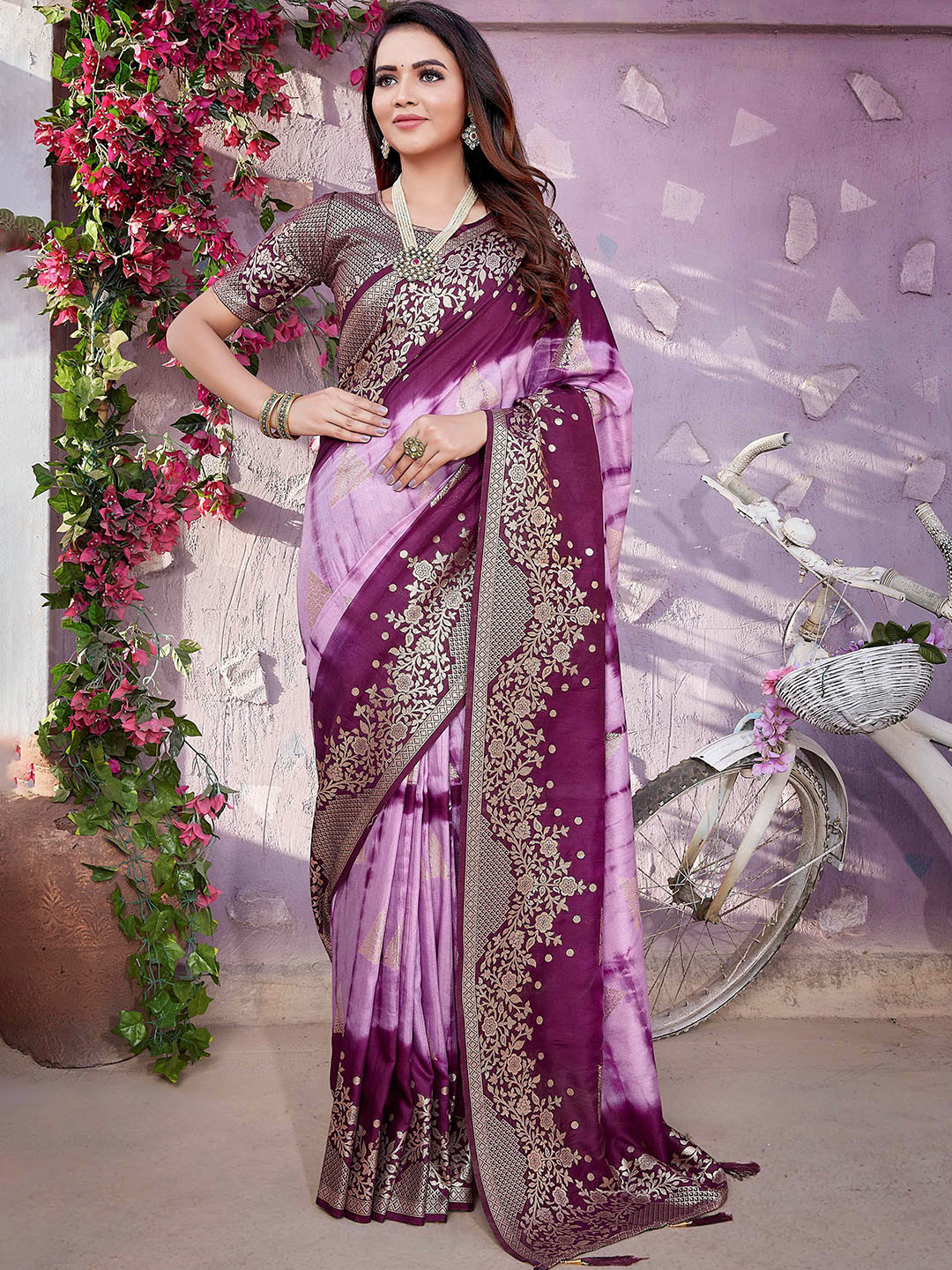 

HEER FASHION Tie & Dye Ethnic Motifs Zari Woven Saree, Lavender