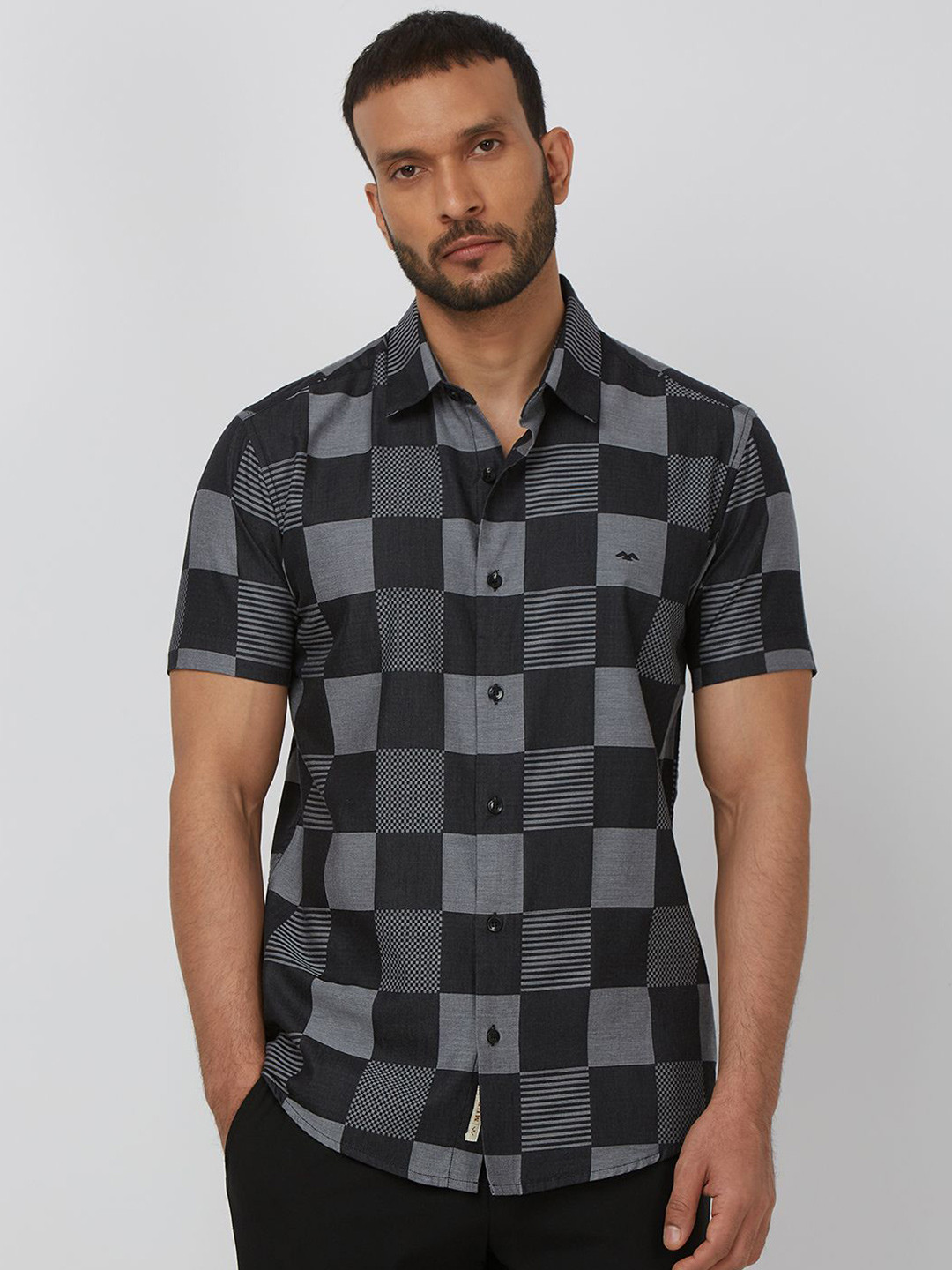 

Mufti Men Spread Collar Checked Cotton Slim Fit Casual Shirt, Black