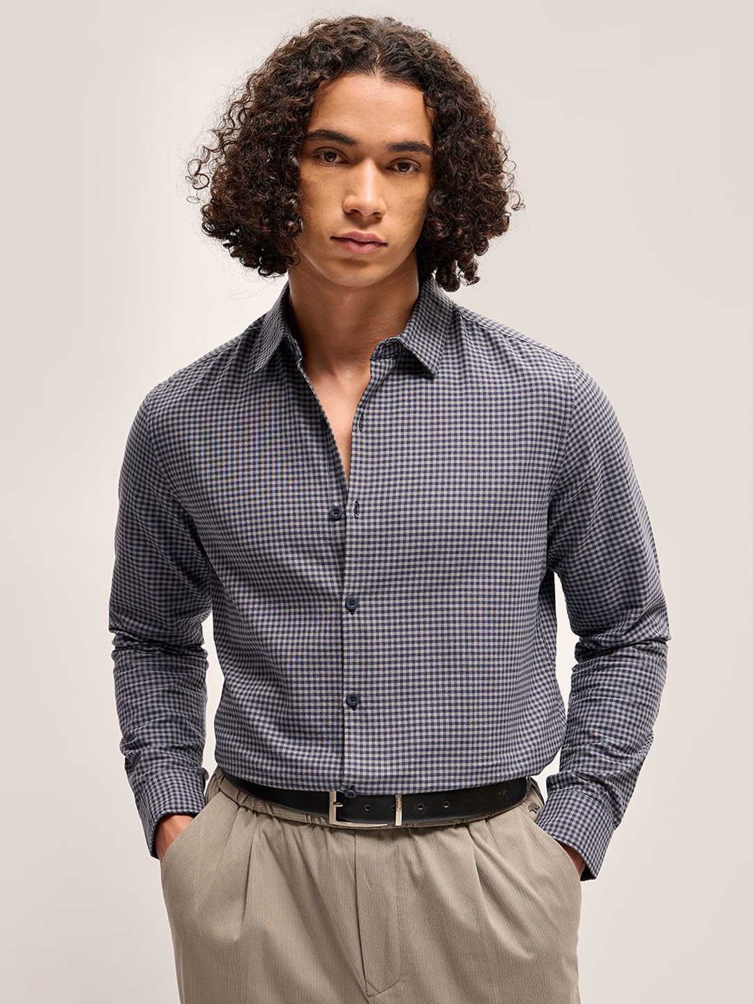 

THE BEAR HOUSE Men Checked Slim Fit Cotton Casual Shirt, Grey