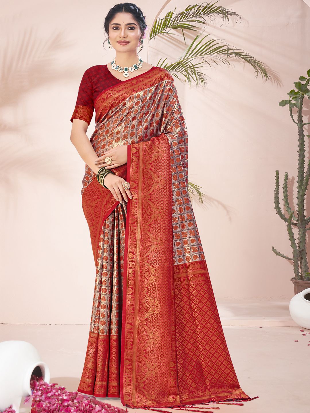 

SANGAM PRINTS Woven Design Zari Tussar Saree, Red