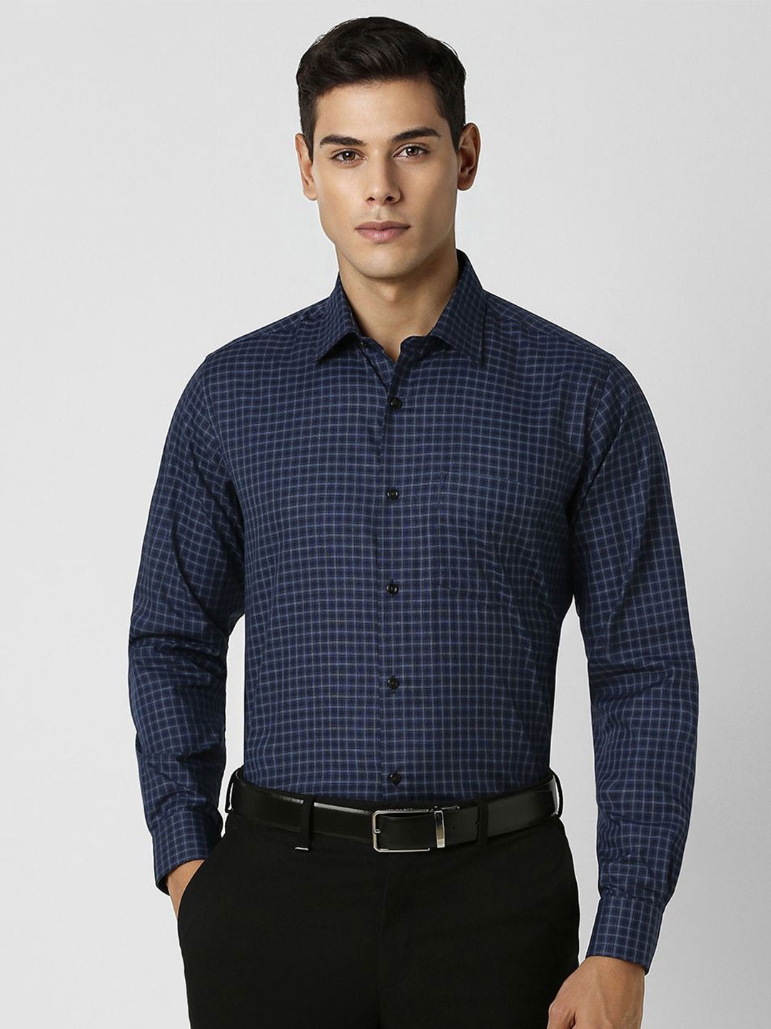 

Van Heusen Men Spread Collar Checked Cotton Formal Shirt, Navy blue