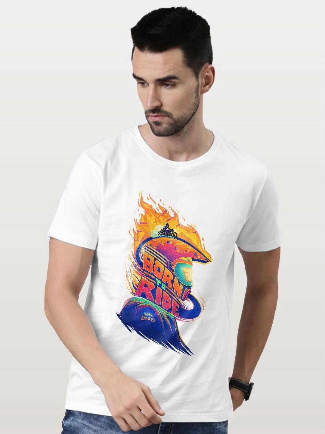 

macmerise Men Printed Applique T-shirt, White