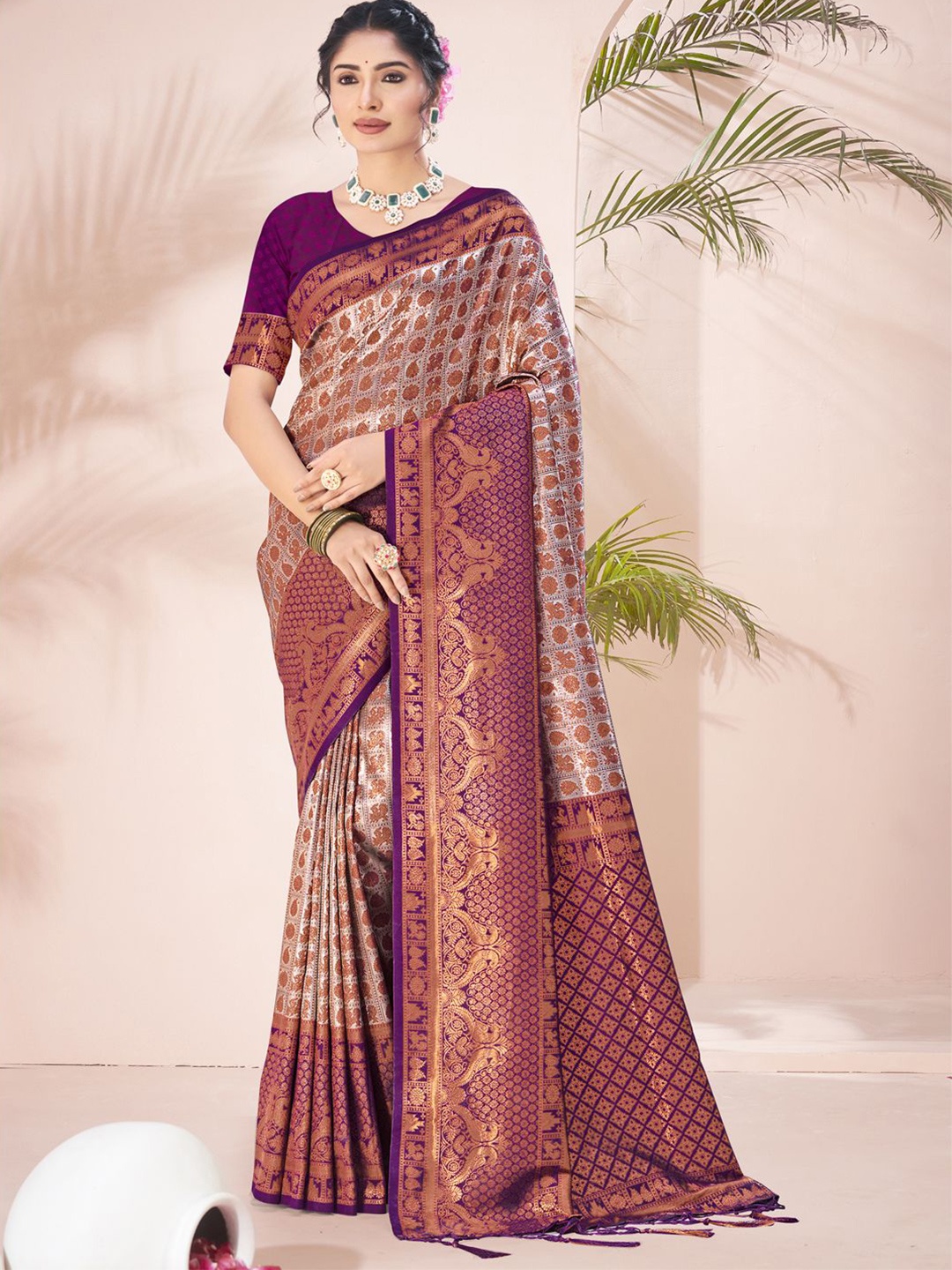 

SANGAM PRINTS Ethnic Motifs Zari Tussar Saree, Violet
