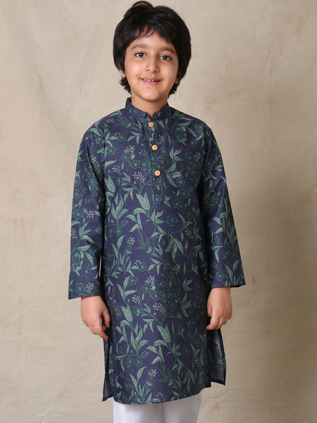

Anthrilo Boys Band Collar Long Sleeves Pure Cotton Straight Kurta, Navy blue
