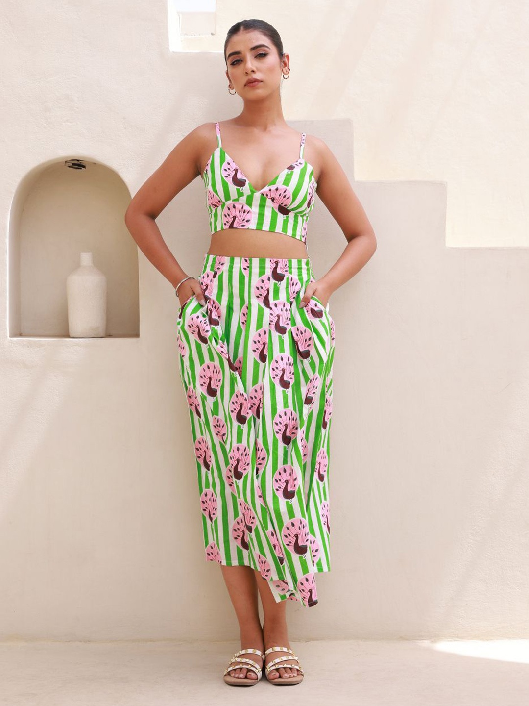 

MOONSTRUCK Women Printed Top and Skirt Set, Green