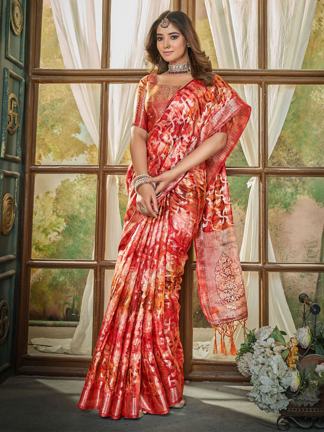 

Meena Bazaar Woven Design Zari Saree, Red