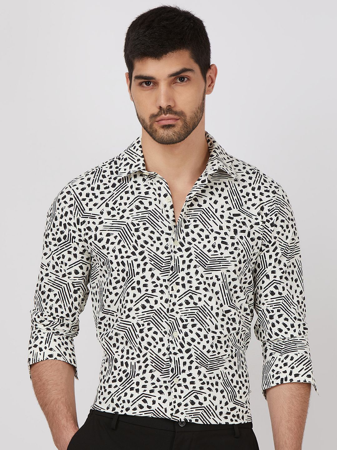 

Mufti Men Spread Collar Abstract Printed Slim Fit Casual Shirt, White