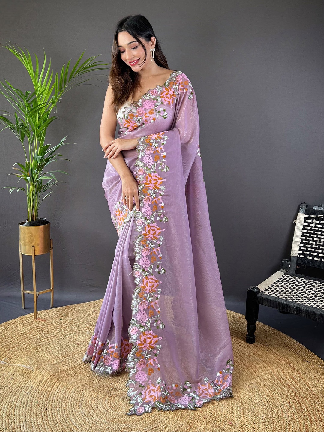 

Anouk Ethnic Motif Embroidered Tissue Saree, Lavender