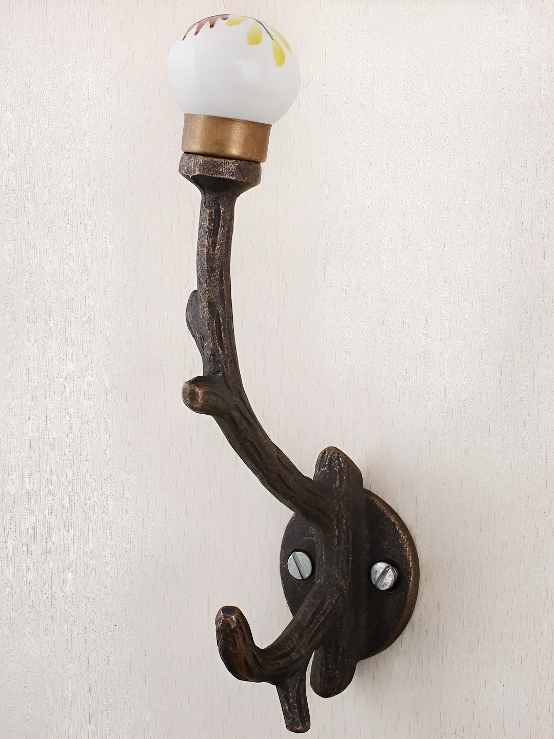 

Indianshelf Brown & Yellow 4 Pieces Printed Utility Hooks
