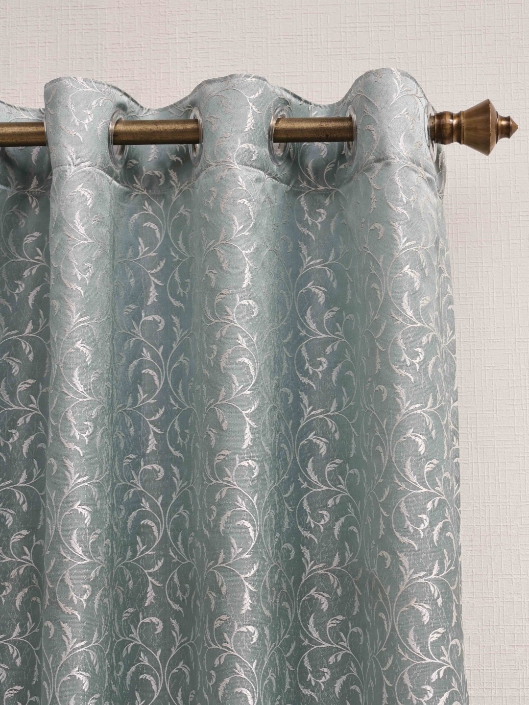 

Ariana Blue & White Floral Black Out Jacquard Window Curtain
