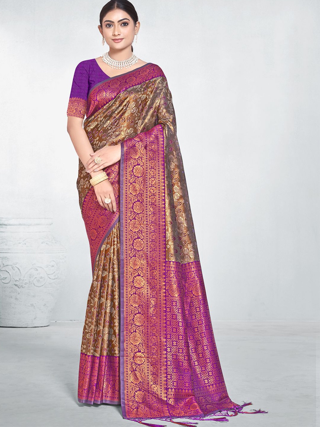 

SANGAM PRINTS Woven Design Zari Tussar Saree, Purple