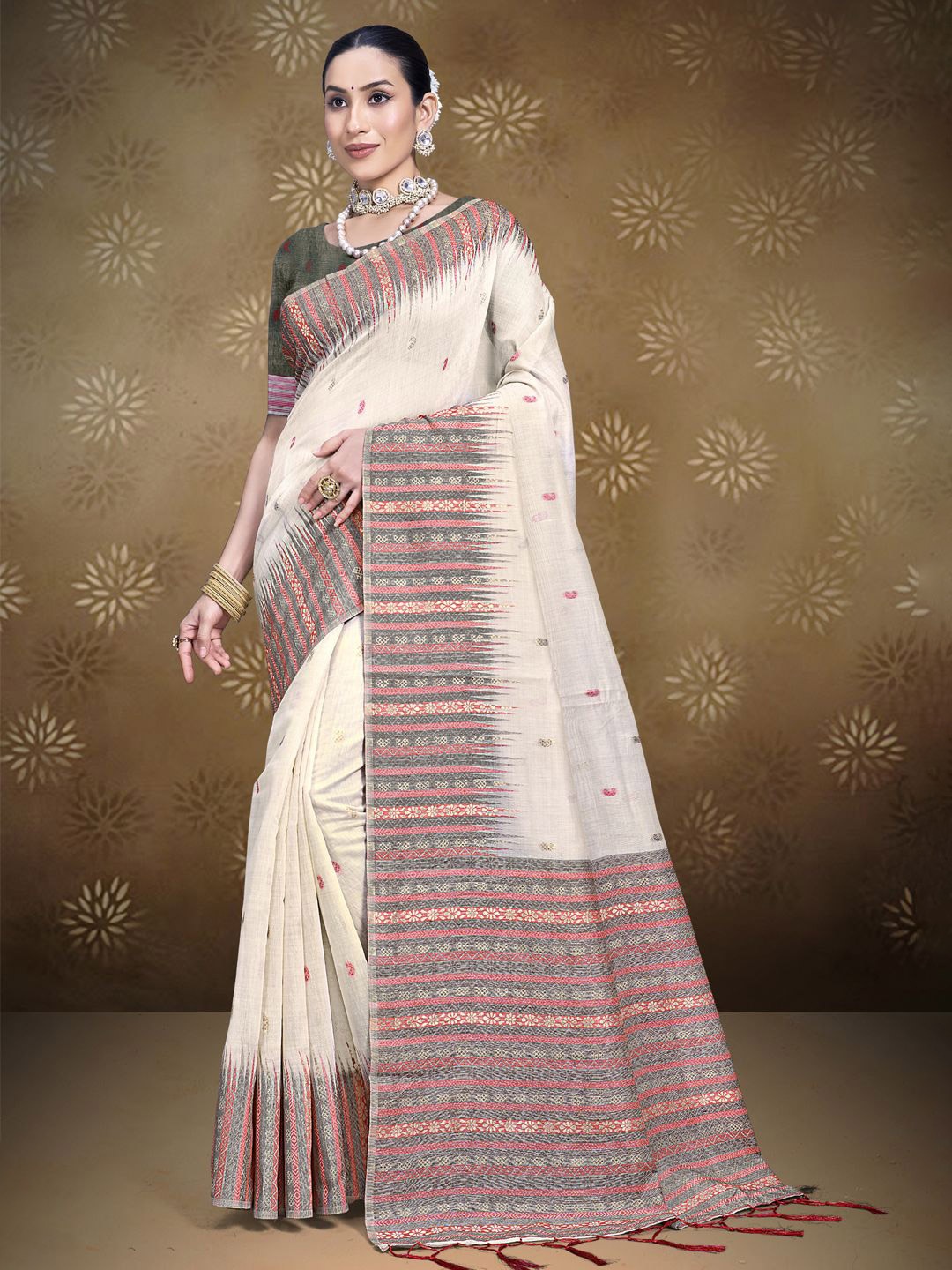 

SANGAM PRINTS Woven Design Zari Tussar Saree, Cream