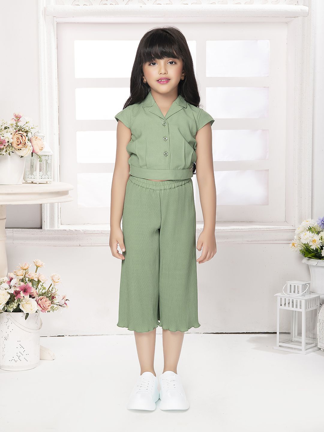 

Tiny Baby Girls Shirt Collar Cap Sleeves Top with Capris, Green