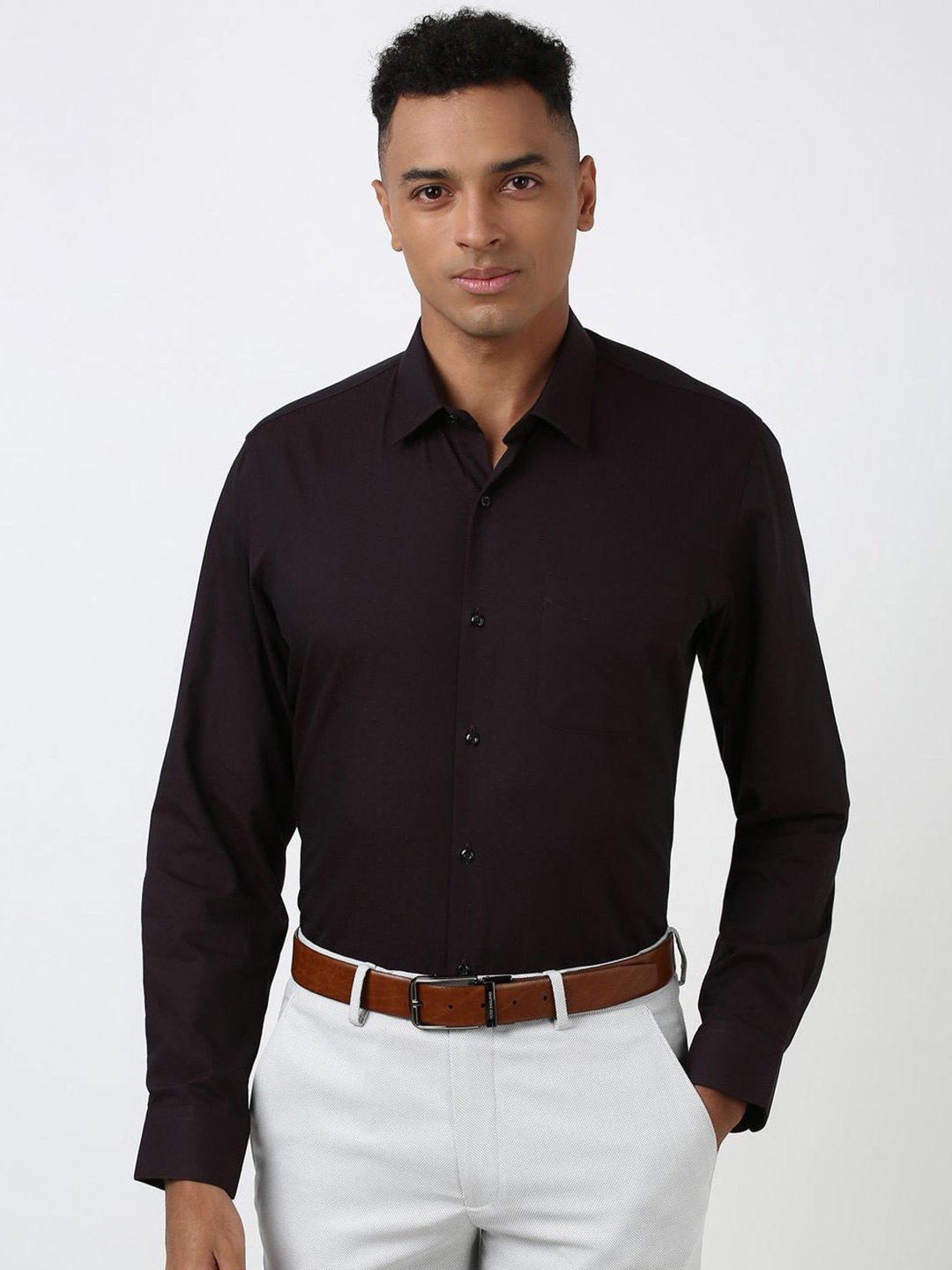 

Peter England Men Spread Collar Solid Cotton Slim Fit Formal Shirt, Brown
