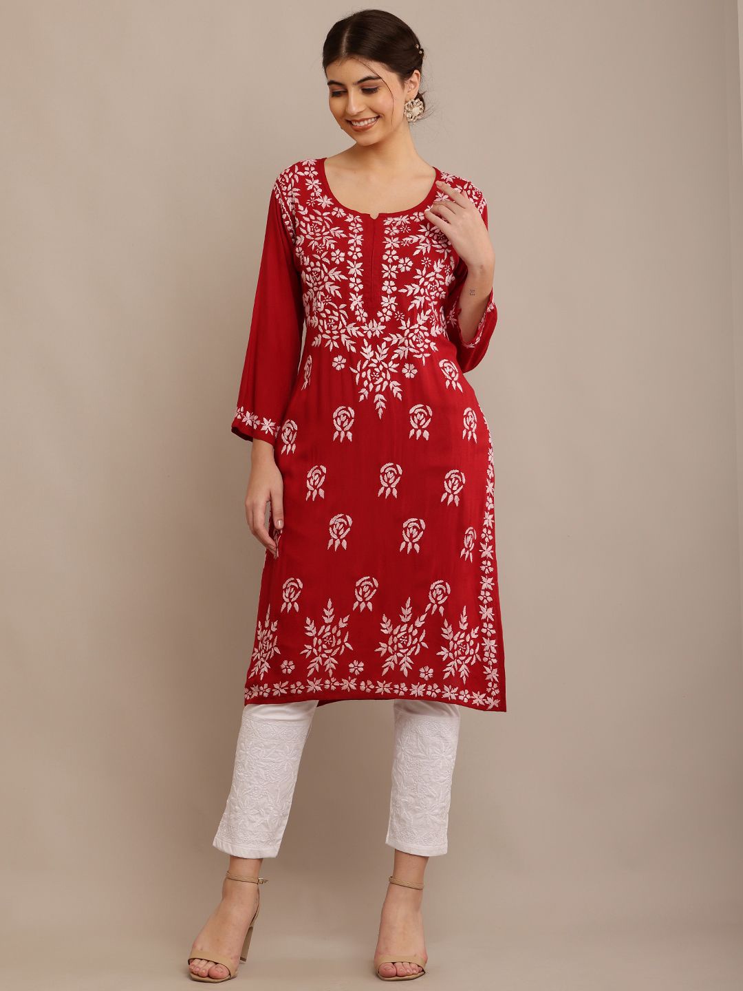 

FAWOMENT Floral Embroidered Notch Neck Lucknow Chikankari Straight Kurta, Maroon