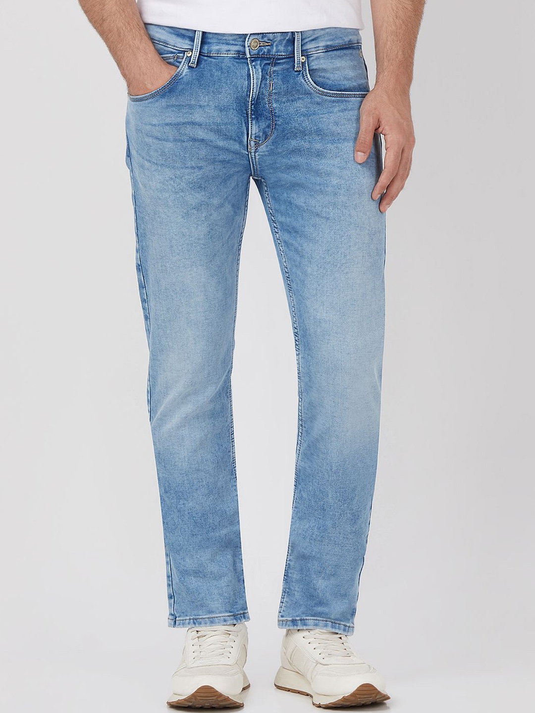 

Mufti Men Straight Fit Heavy Fade Stretchable Jeans, Blue