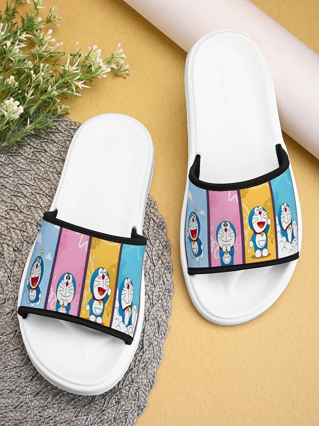

BOOTCO Women Printed Rubber Sliders, White