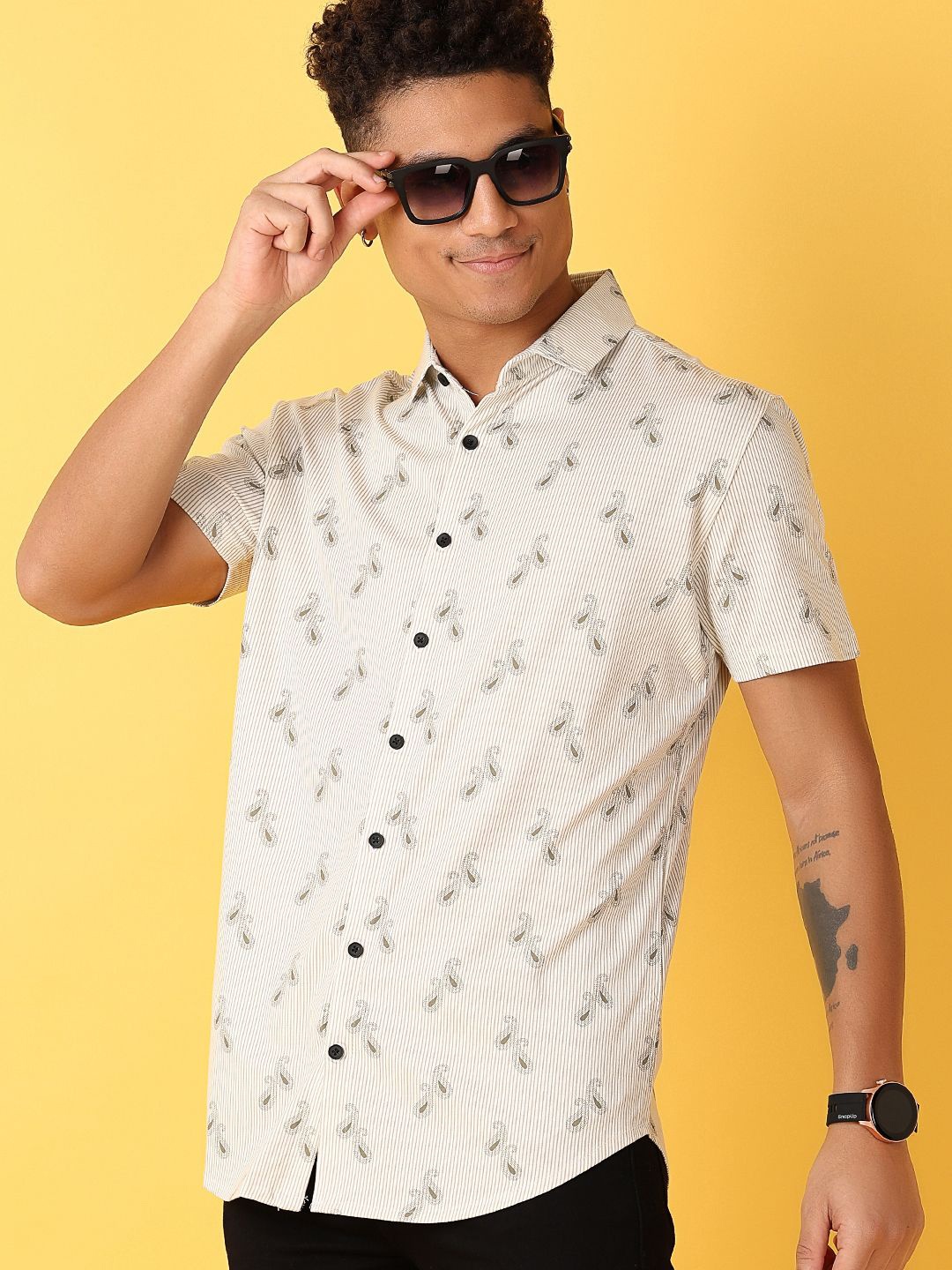 

V-Mart Men Classic Spread Collar Ethnic Motifs Printed Cotton Casual Shirt, White