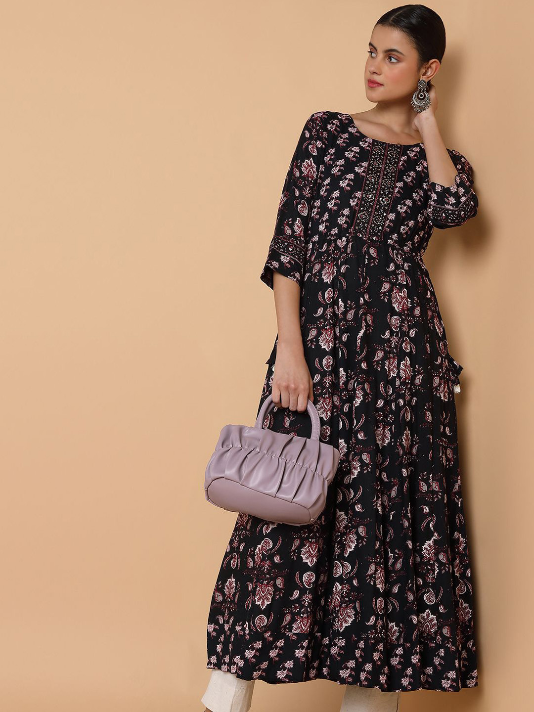 

SHOWOFF Ethnic Motifs Printed Round Neck Sequinned Anarkali Kurta, Black