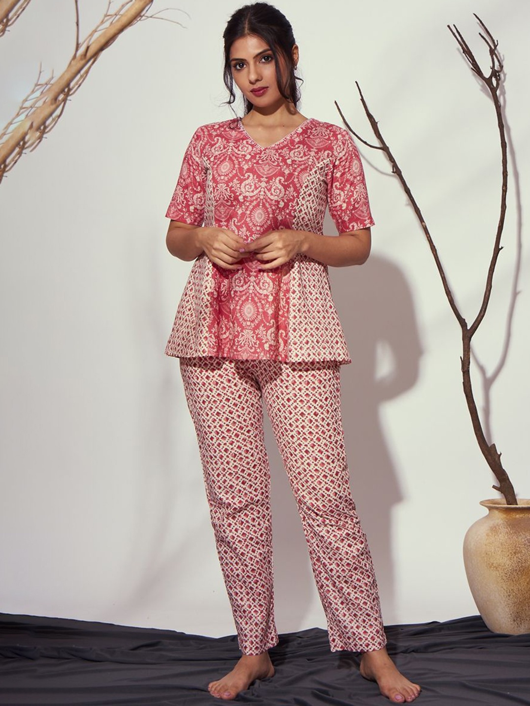 

July Women Printed Pure Cotton Night suit, Red