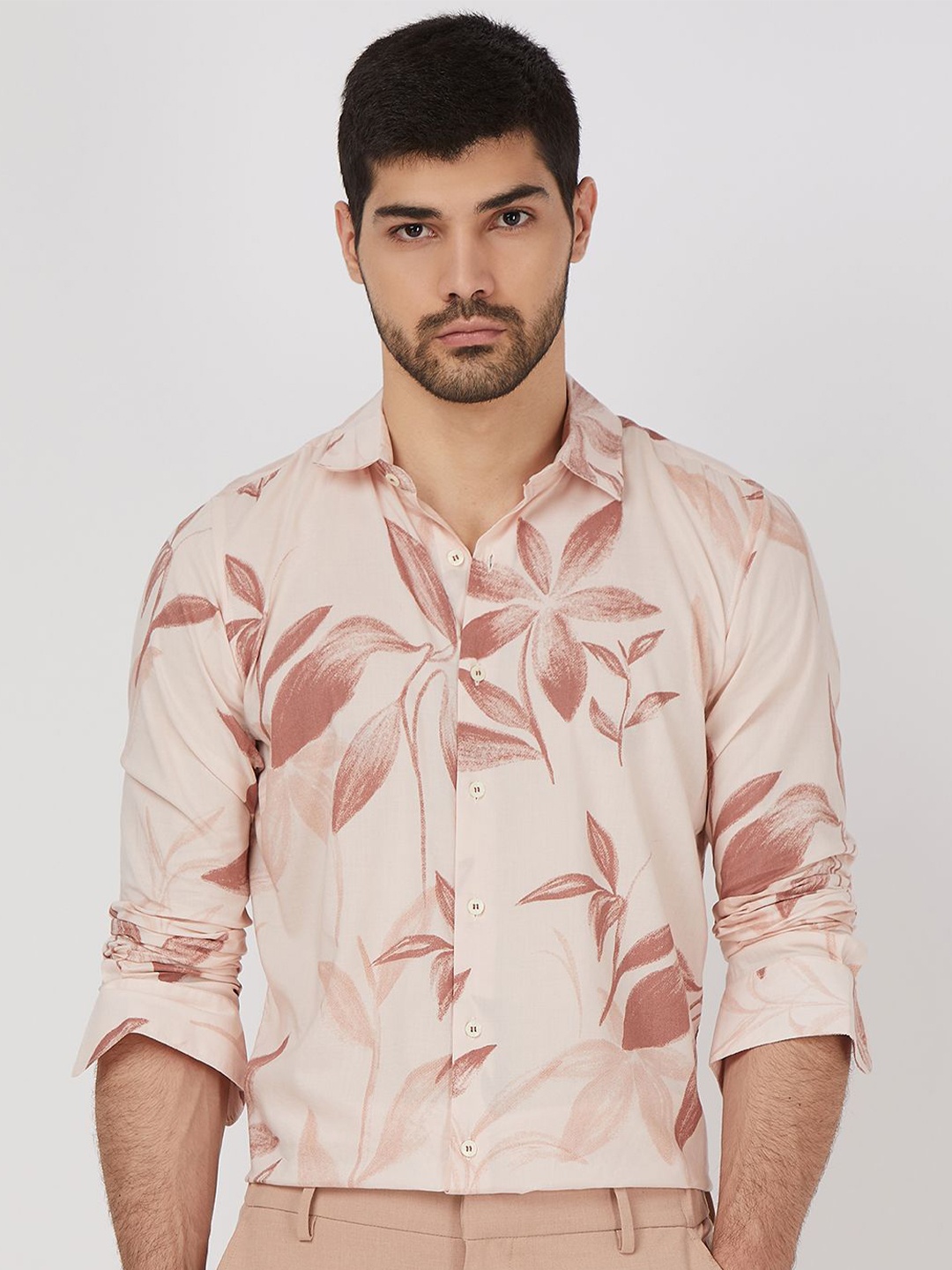 

Mufti Men Spread Collar Cotton Slim Fit Casual Shirt, Pink