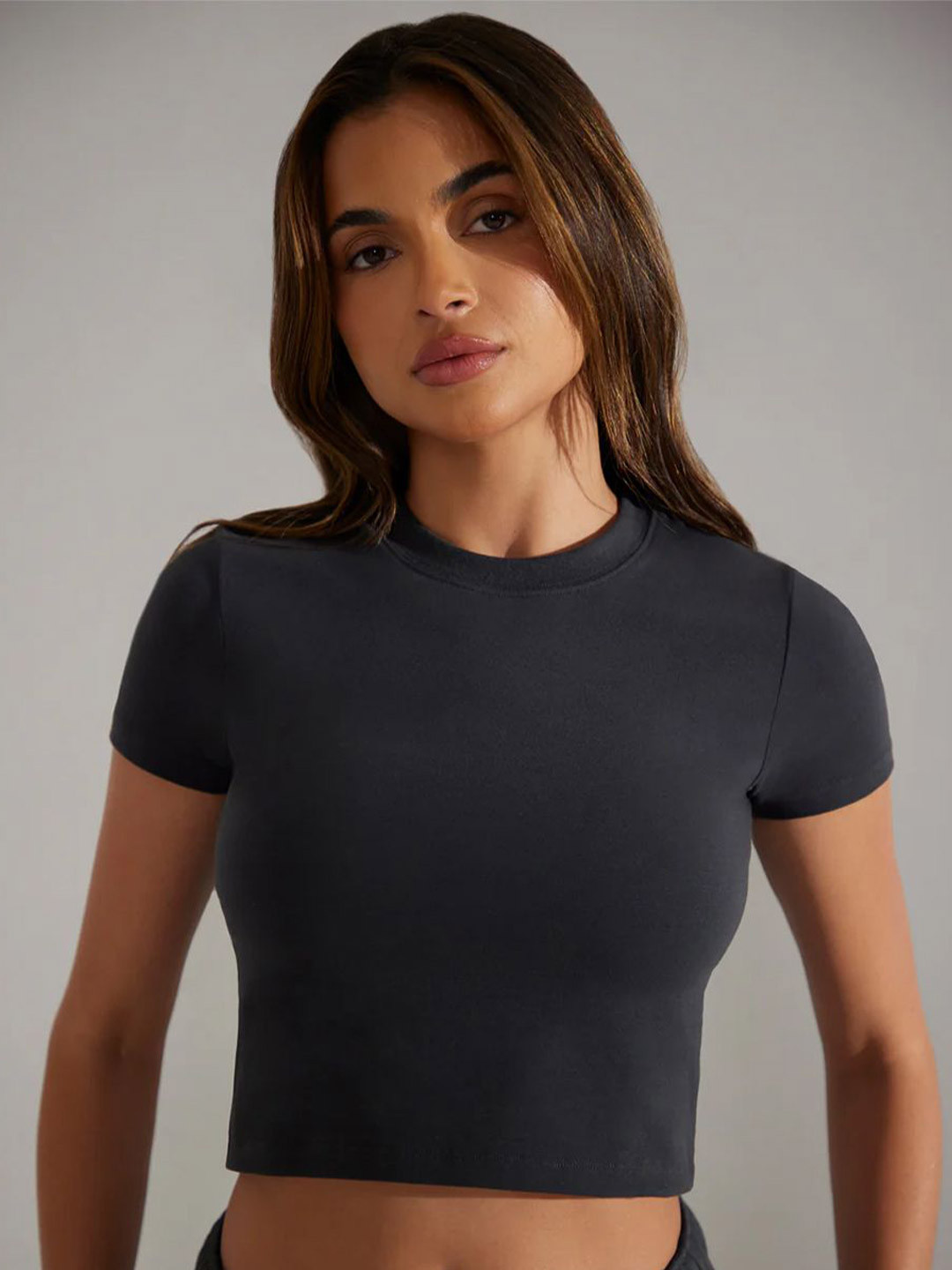 

Leotude Applique Crop Top, Black