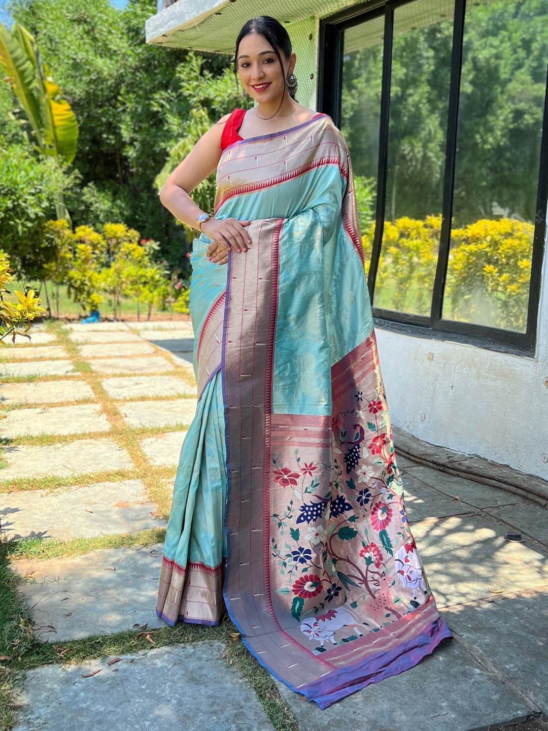

LeeliPeeri Designer Woven Design Zari Paithani Saree, Blue