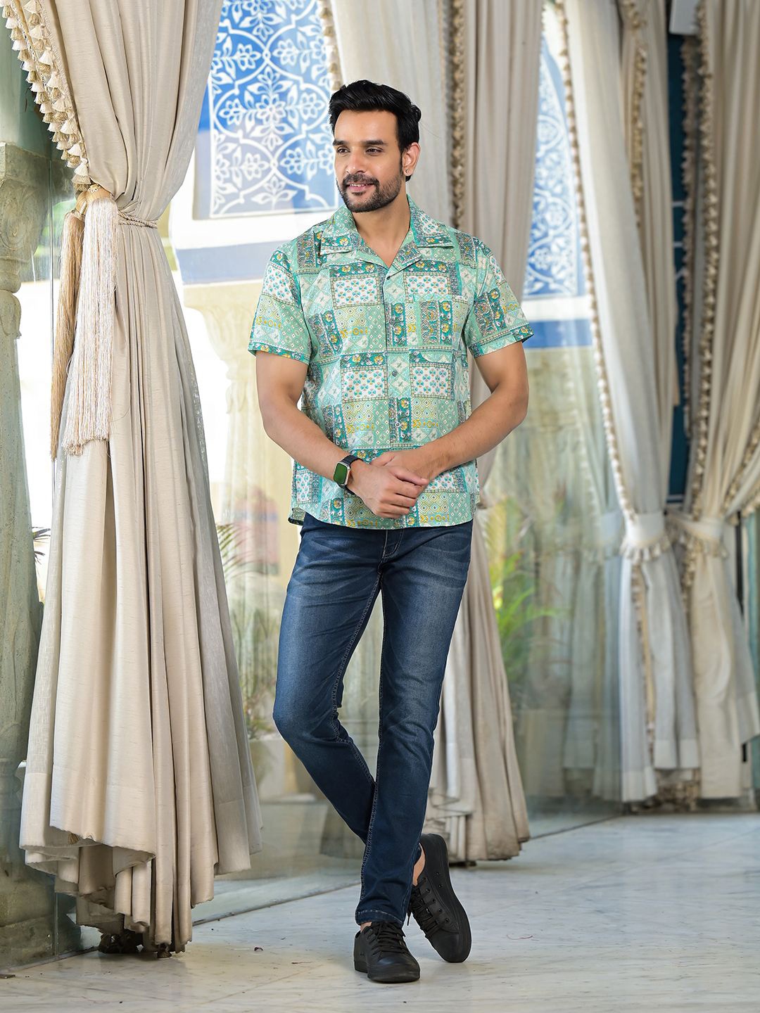 

AKS Men Spread Collar Micro Ditsy Printed Cotton Casual Shirt, Green