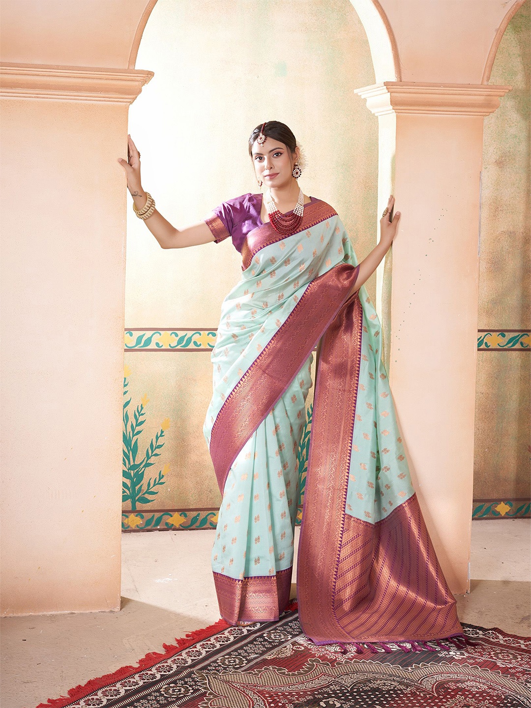 

Anouk Ethnic Motifs Zari Silk Blend Kanjeevaram Saree, Blue