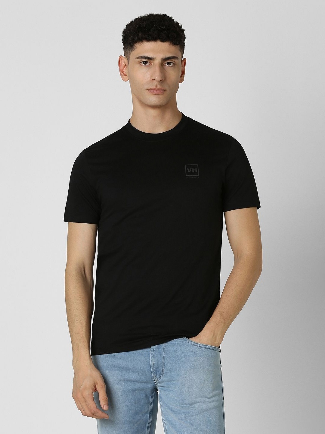 

V Dot Men Solid Round Neck Cotton Slim Fit T-Shirt, Black