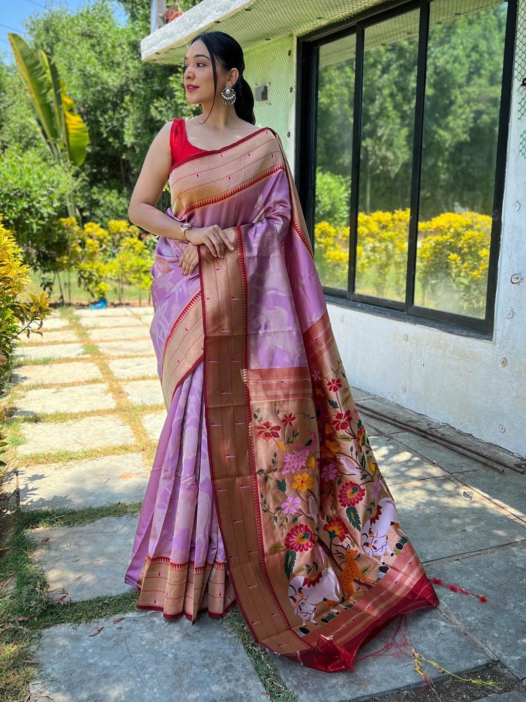 

LeeliPeeri Designer Woven Design Zari Paithani Saree, Pink