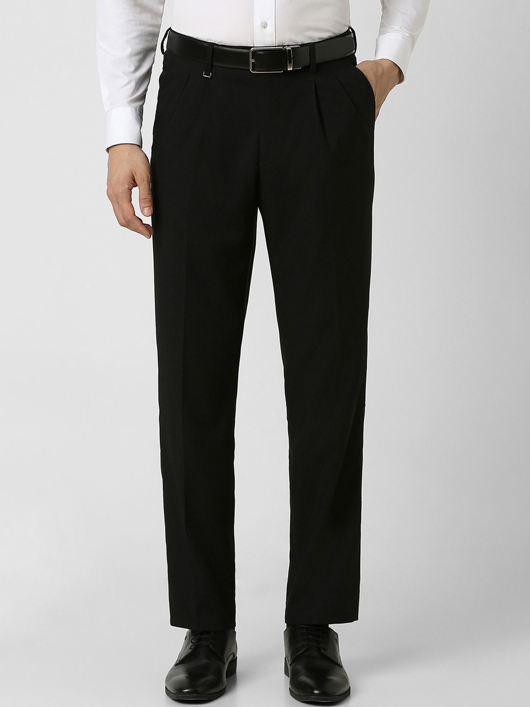 

Van Heusen Men Solid Regular Fit Formal Trousers, Black