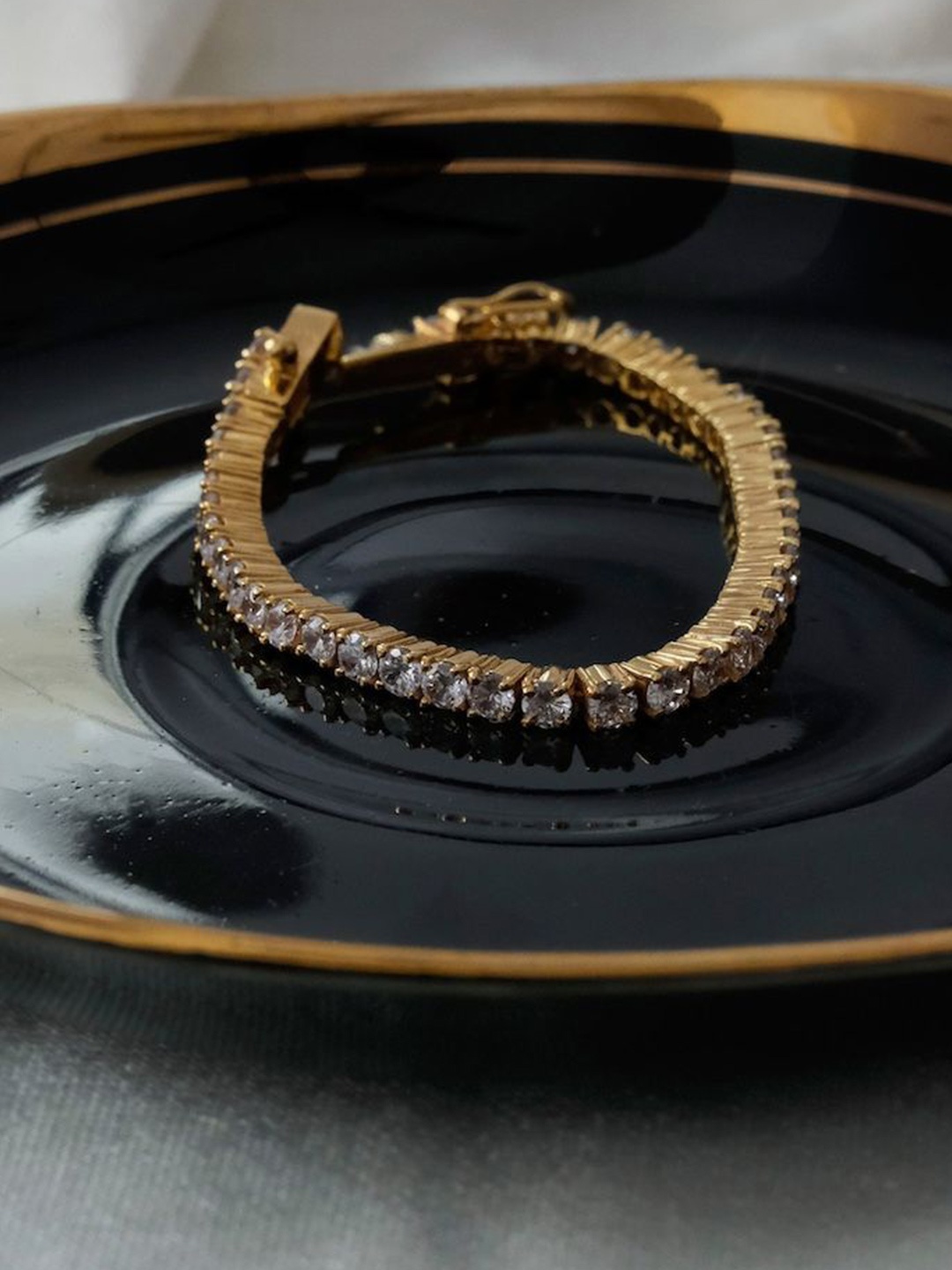 

Anushka Jain Jewellery 925 Sterling Silver Gold-Plated Cubic Zirconia Wraparound Bracelet