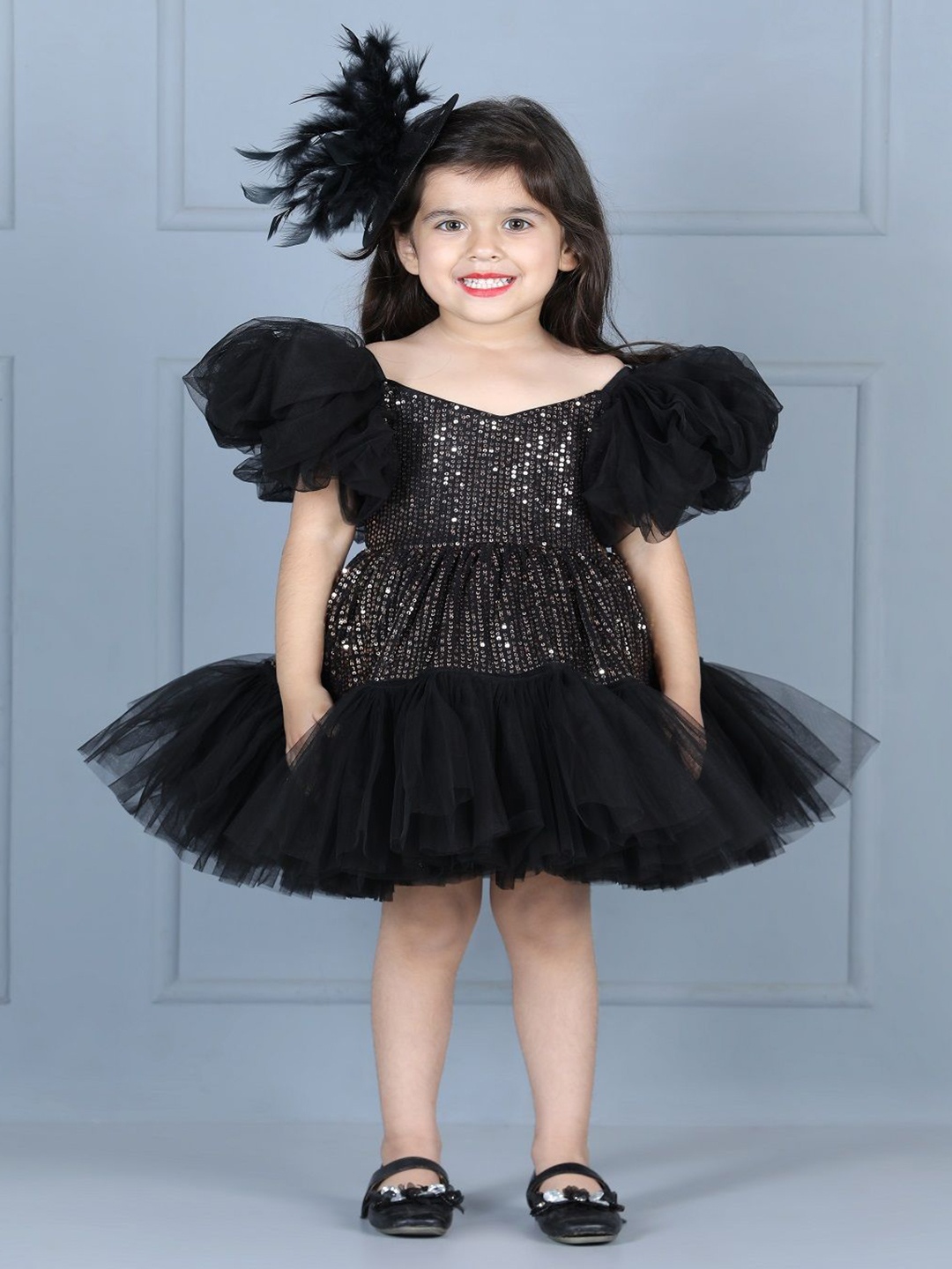 

THE LITTLE CELEBS Girls Flutter Sleeves Net Fit and Flare Dress, Black