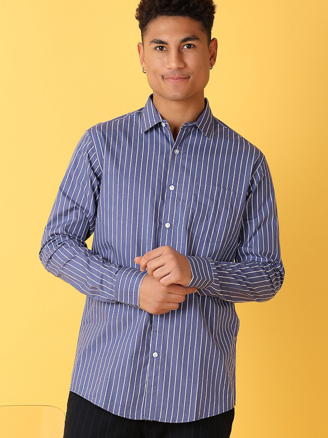 

V-Mart Men Striped Spread Collar Cotton Casual Shirt, Blue