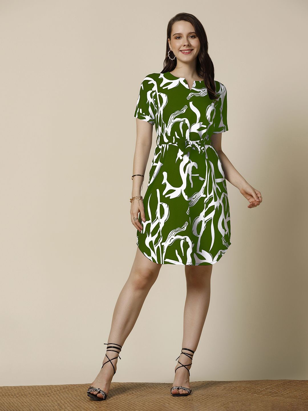 

OMPAX Printed Round Neck Short Sleeves A-Line Dress, Green