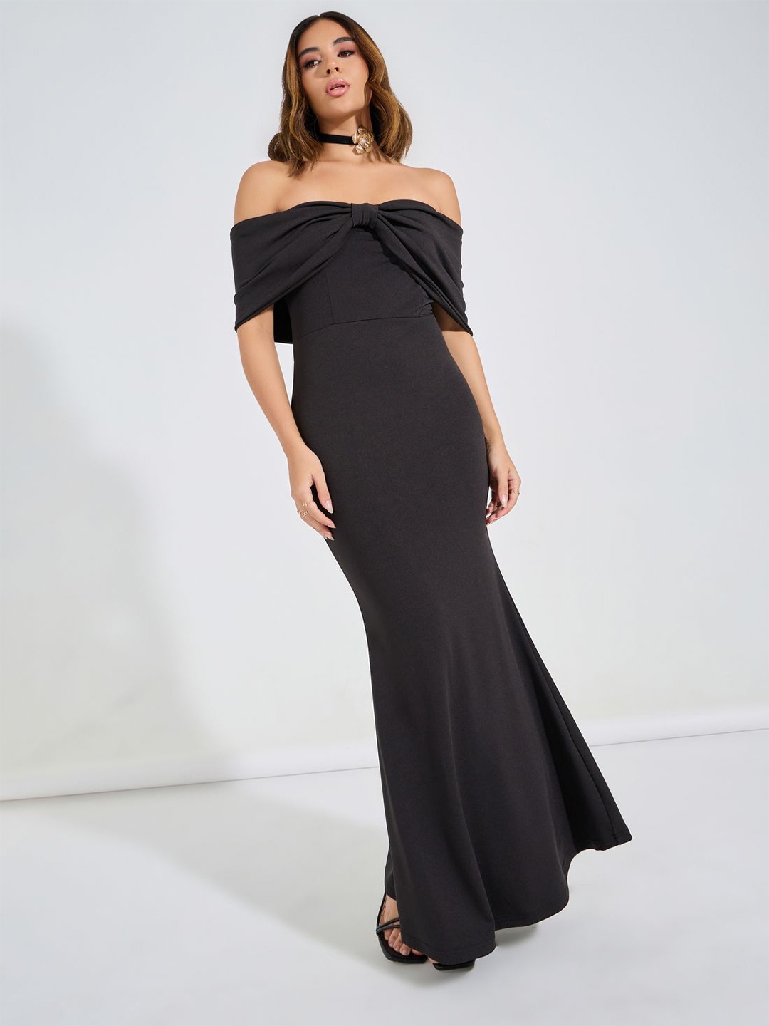 

Styli Women Black Off Shoulder Bow Style Bodycon Maxi Dress