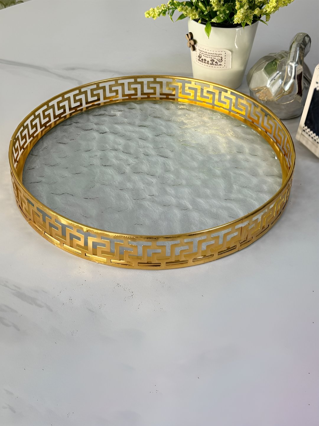 

Art Street Transparent Round Serving Tray