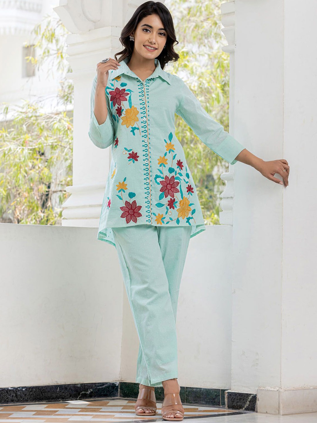 

FASHION DWAR Embroidered Pure Cotton Tunic & Trousers, Green