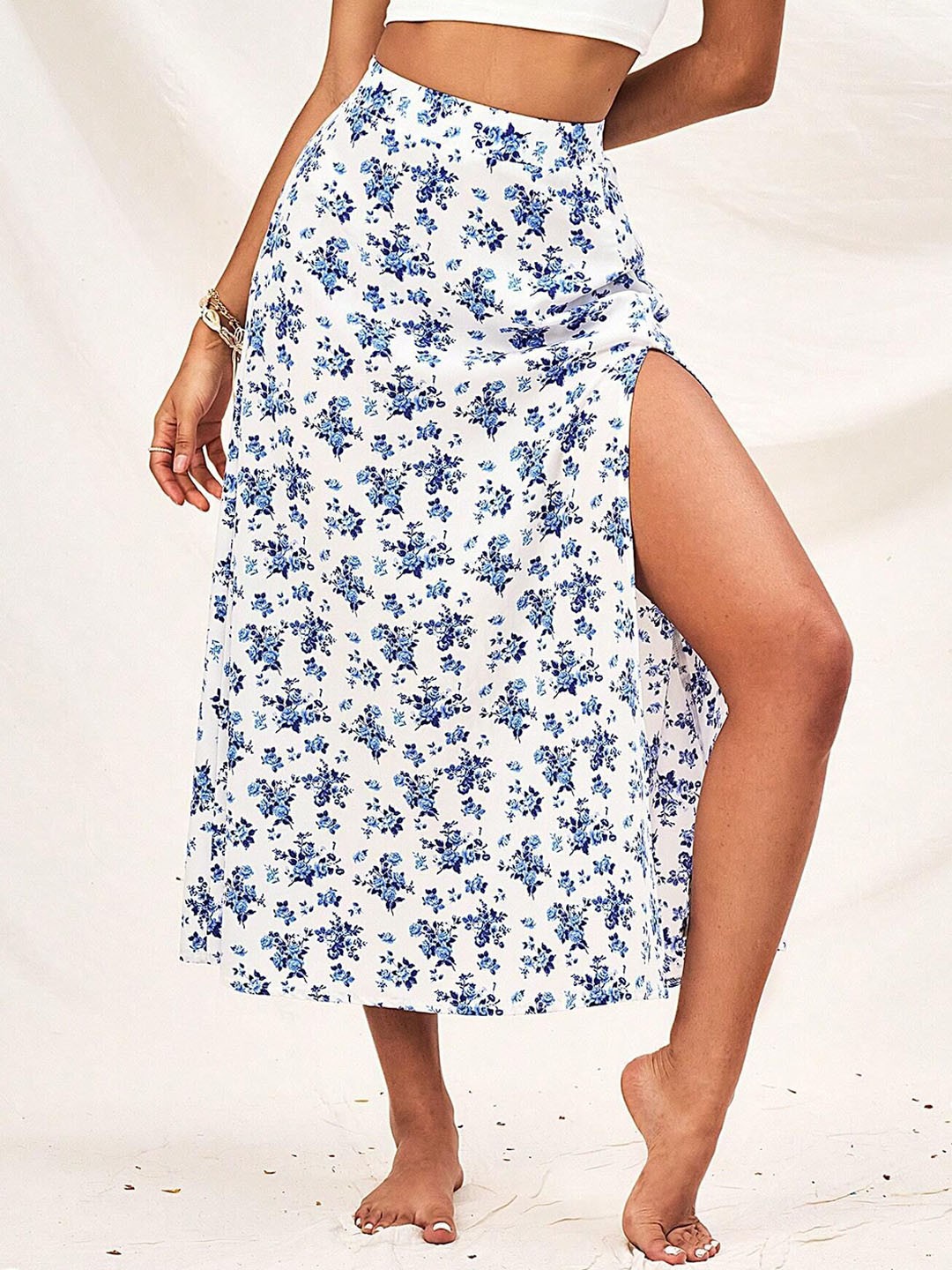 

StyleCast Floral Printed Side Slit Midi Skirt, White