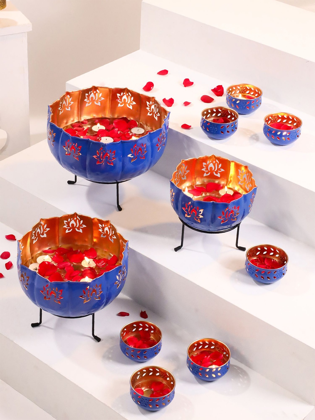 

Ekhasa Blue & Orange 13 Pieces Urli Decorative Bowls With Stand