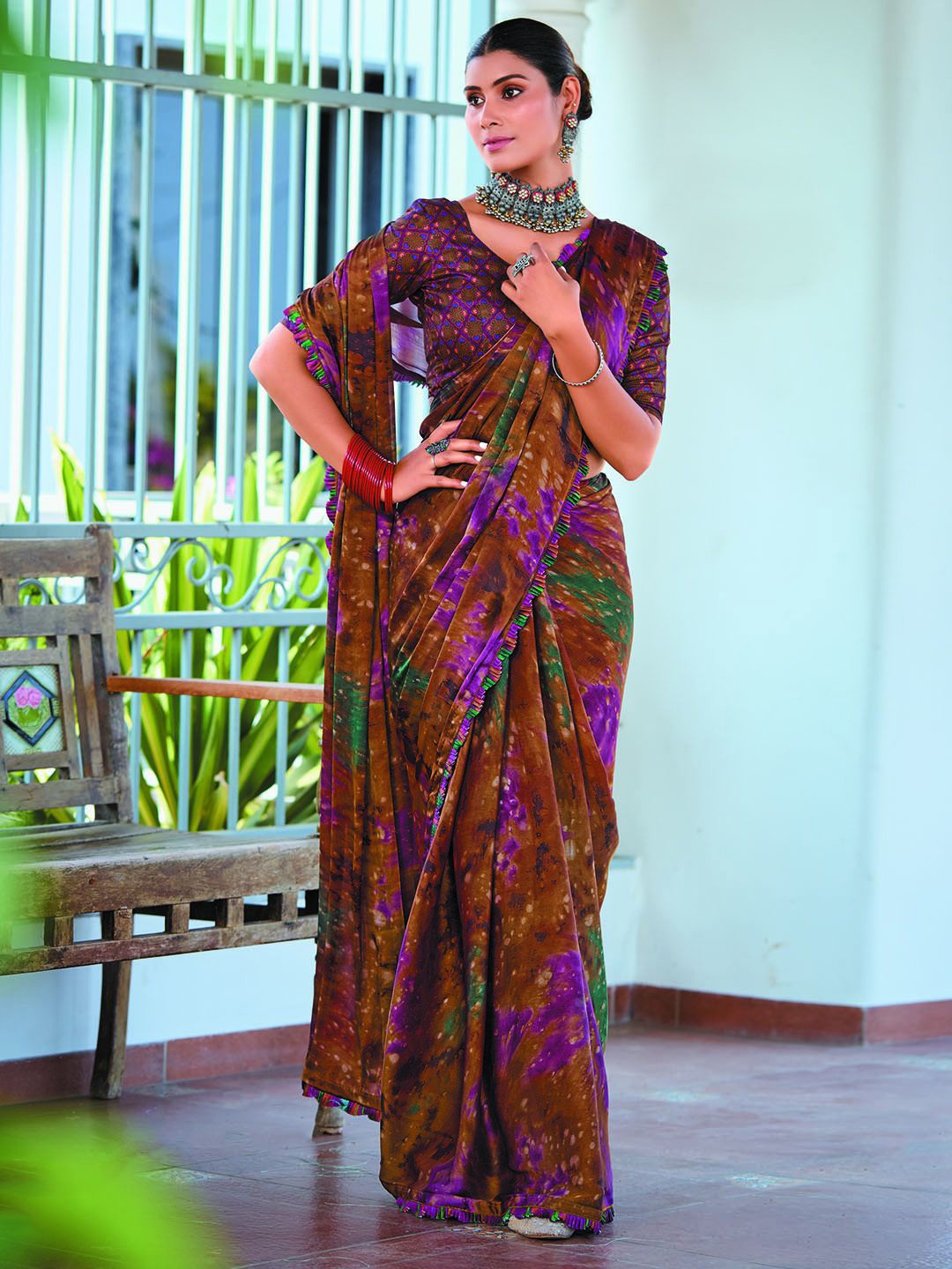 

Mitera Abstract Embroidered Satin Saree, Brown