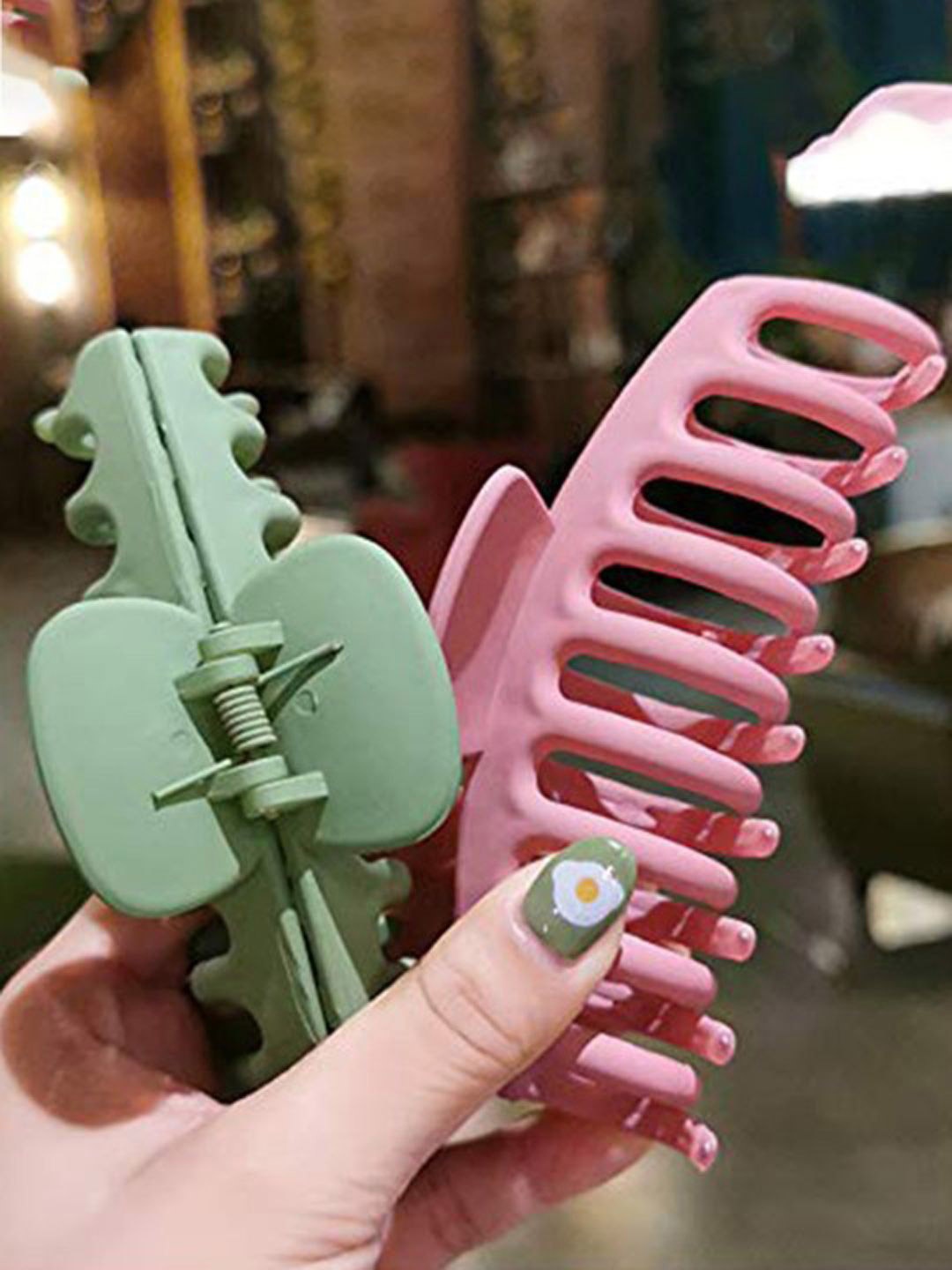 

Xivir Women Set Of 2 Claw Clips, Green